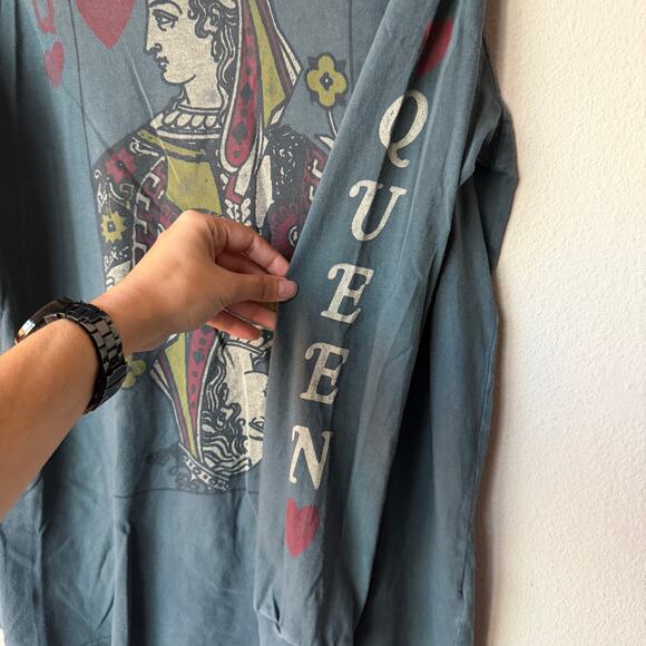 Daydreamer LA Queen of Hearts Gray Long Sleeve Tee Size Ms - Picture 4 of 7